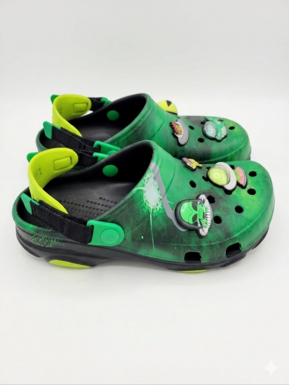 Crocs Ron English Area 54 All Terrain Clog J6 Green Cosmic Alien Graphic FLAW